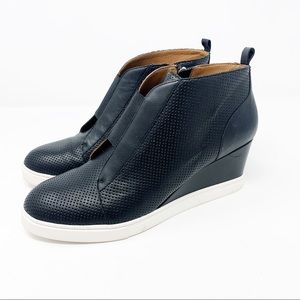 Linea Paolo Felicia Wedge Sneaker Bootie Black 10
